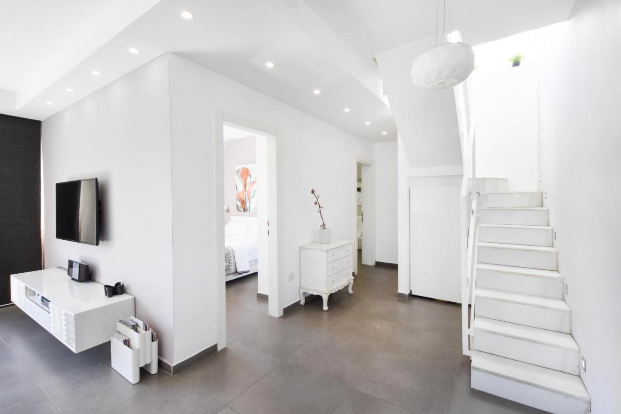 Spacious 2-Br In Shenkin Street By Holyguest Tel Aviv Esterno foto